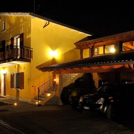 Sweet House Only Rooms Peschiera del Garda Bagian luar foto